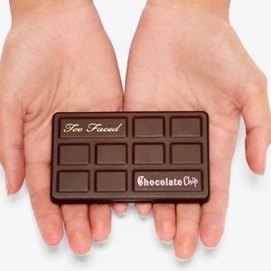 Too faced mini chocolate chip palette